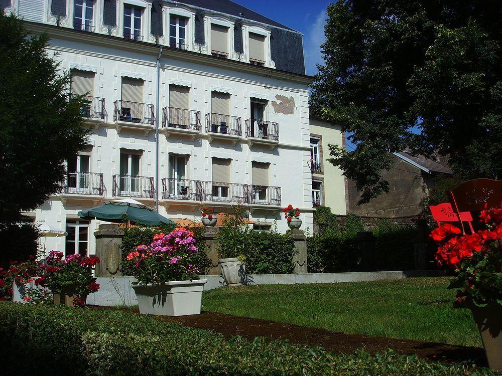 Hotels & Residences - Les Thermes 吕克瑟伊莱班 外观 照片