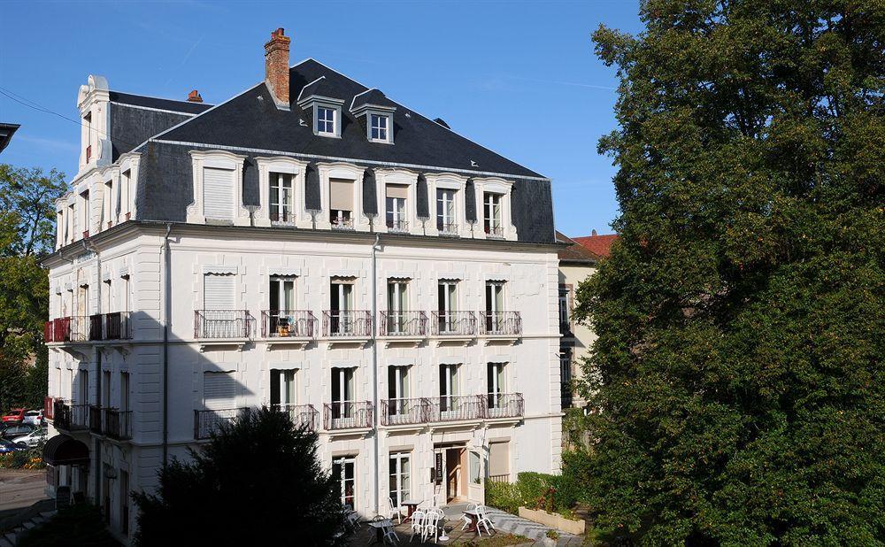 Hotels & Residences - Les Thermes 吕克瑟伊莱班 外观 照片